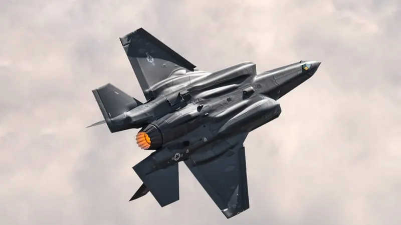 Lockheed Martin F35 Lightning II Theme Preview Image