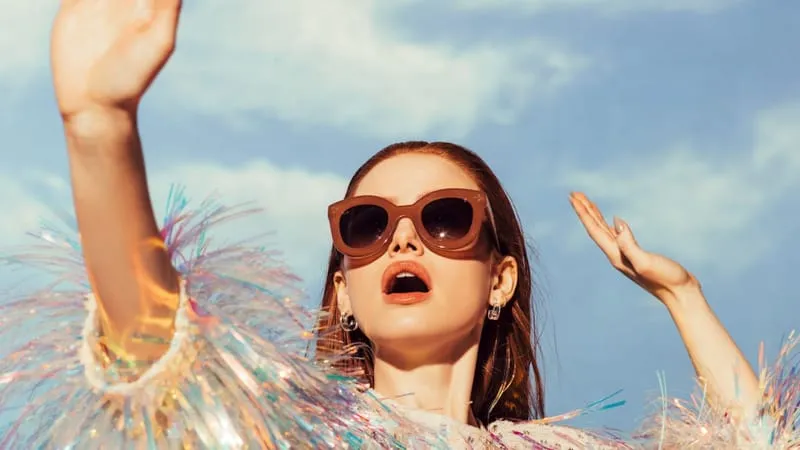 Madelaine Petsch Theme Preview Image