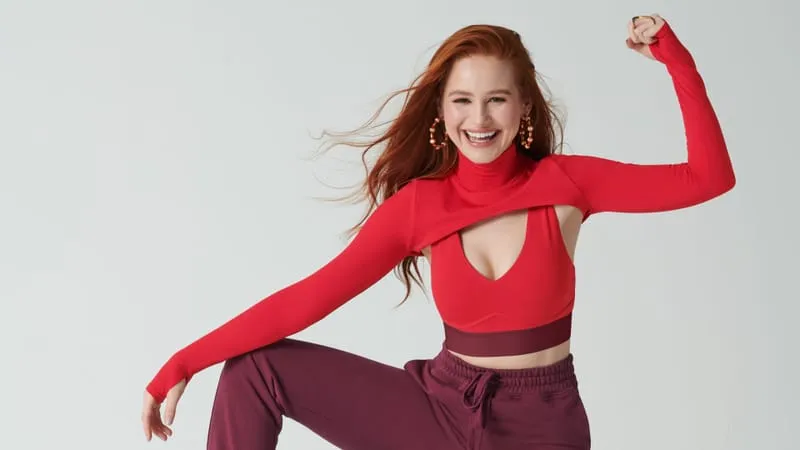 Madelaine Petsch Theme Preview Image