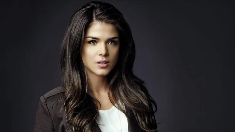 Marie Avgeropoulos Theme Preview Image