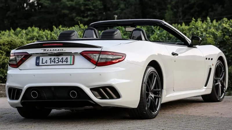 Maserati Gran Cabrio Theme Preview Image