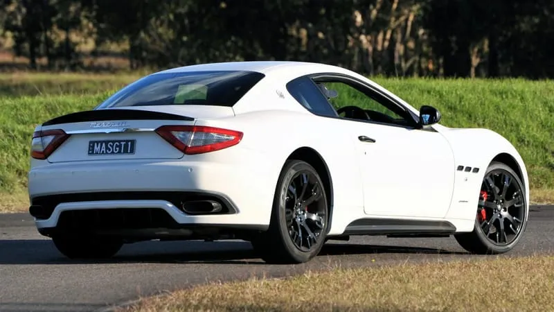 Maserati Gran Turismo Theme Preview Image