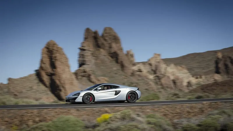 Mc Laren 570 GT Theme Preview Image