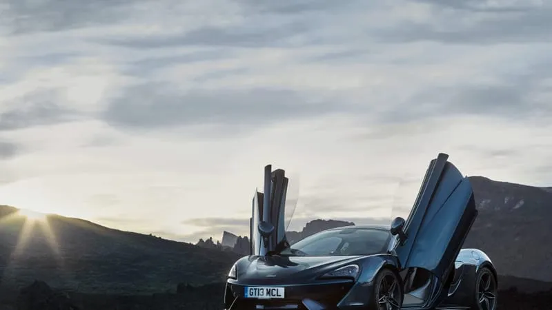 Mc Laren 570 GT Theme Preview Image