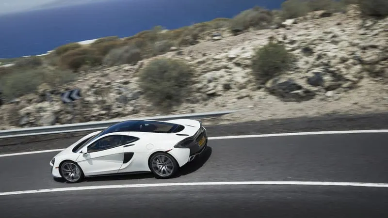 Mc Laren 570 GT Theme Preview Image