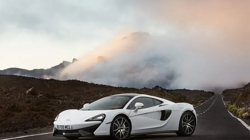 Mc Laren 570 GT Theme Preview Image