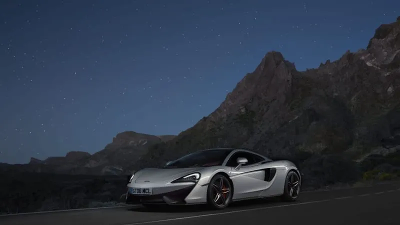 Mc Laren 570 GT Theme Preview Image