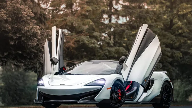 Mc Laren 600 LT Theme Preview Image