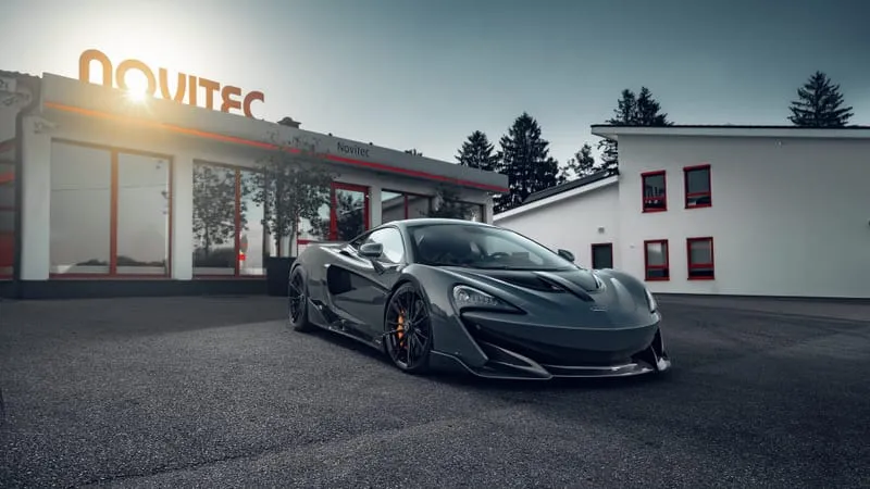 Mc Laren 600 LT Theme Preview Image