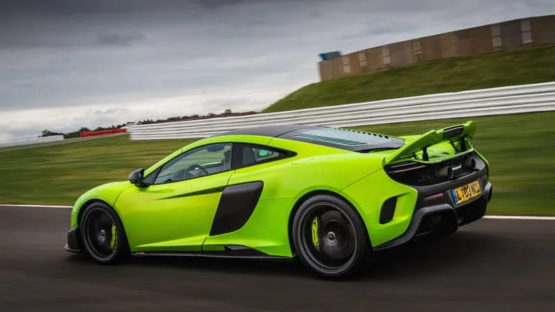 Mc Laren 675 LT Theme Preview Image