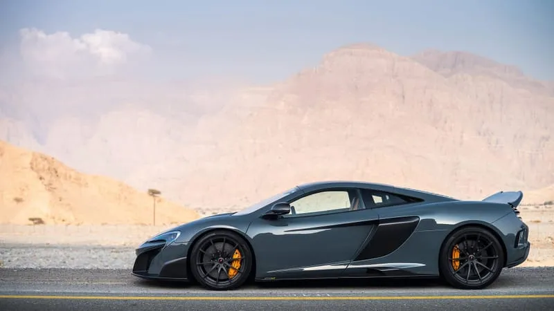 Mc Laren 675 LT Theme Preview Image