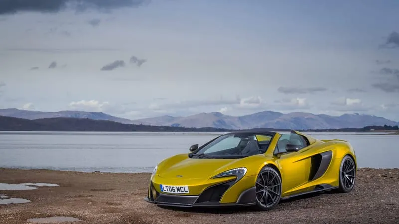 Mc Laren 675 LT Theme Preview Image