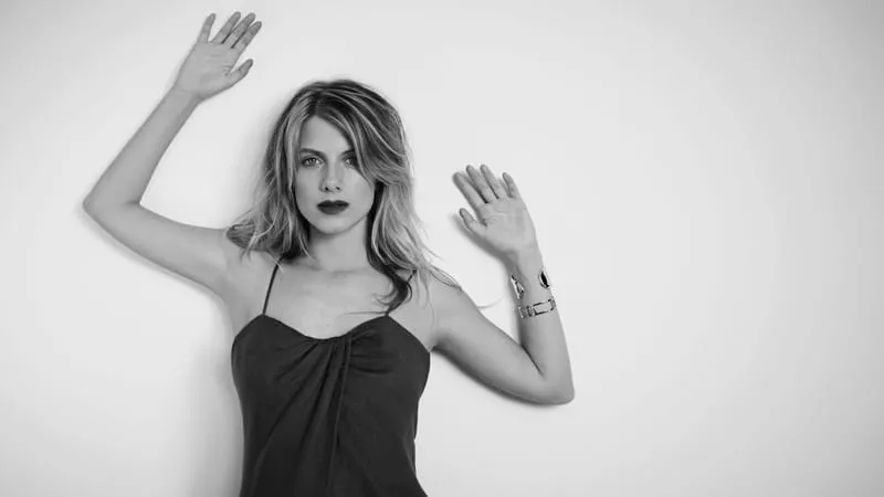 Melanie Laurent Theme Preview Image