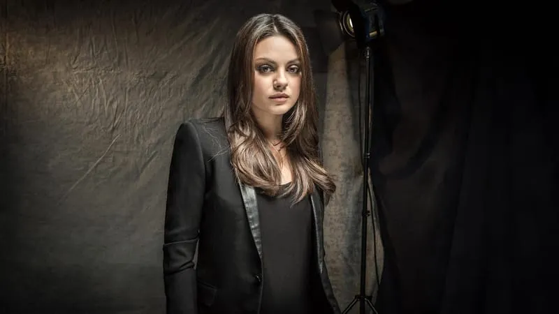 Mila Kunis Theme Preview Image