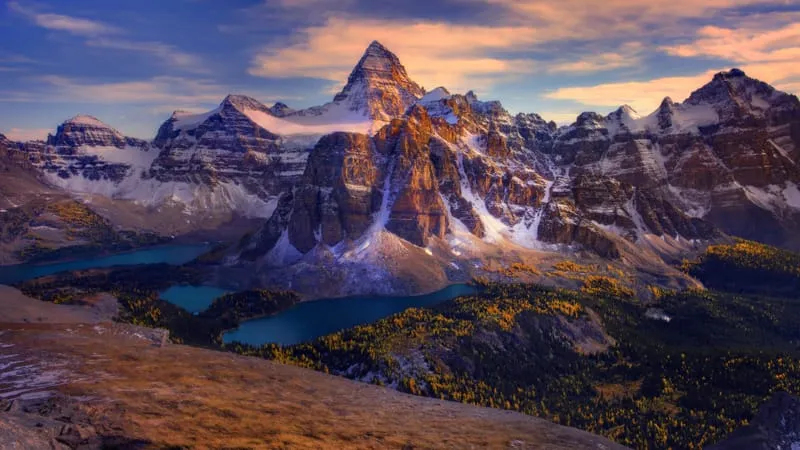 Mount Assiniboine Theme Preview Image