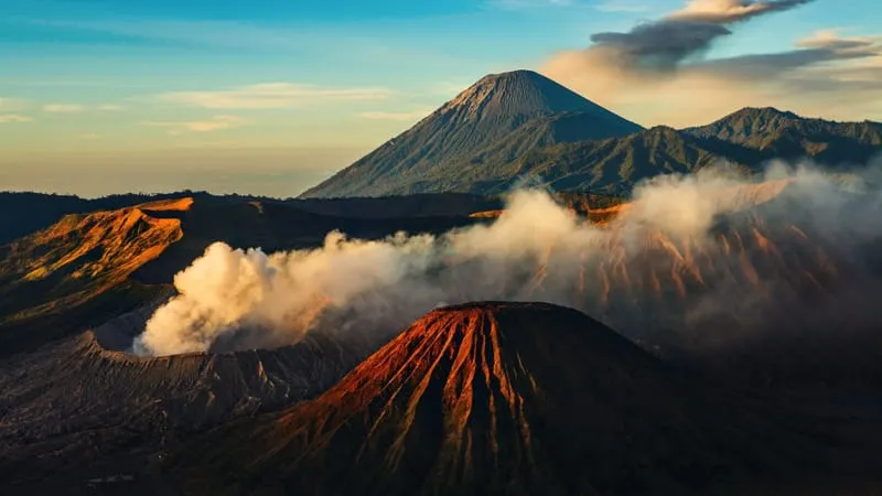 Mount Bromo Theme Preview Image