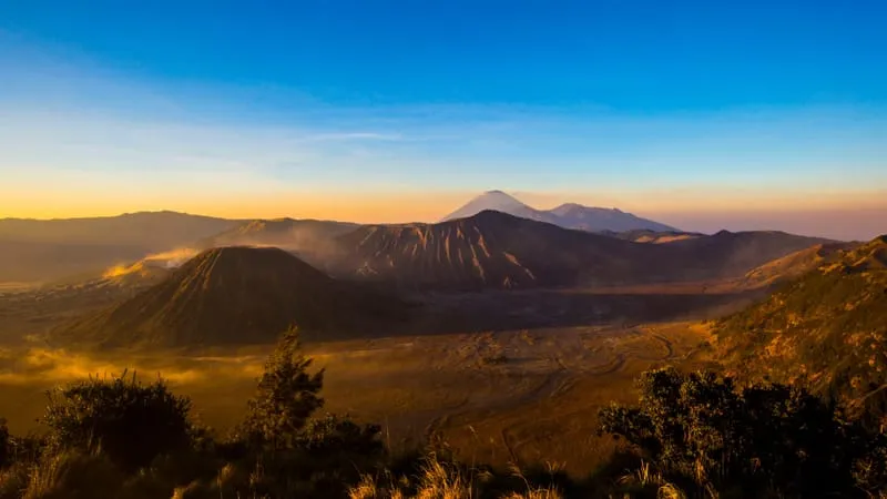 Mount Bromo Theme Preview Image