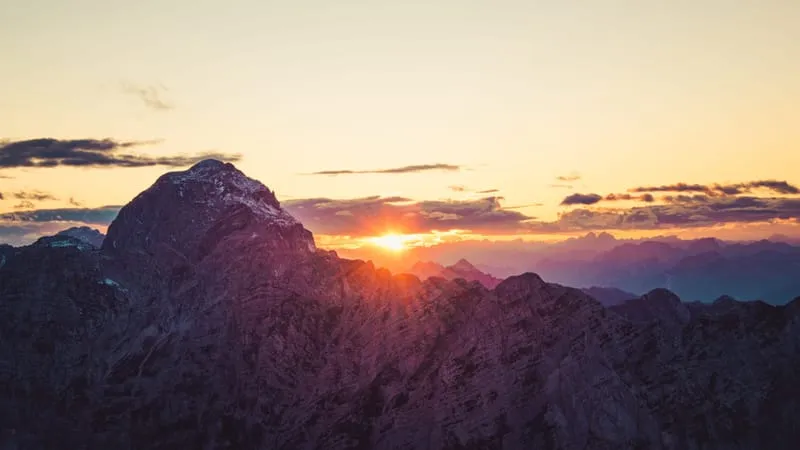 Mountains Theme Preview Image
