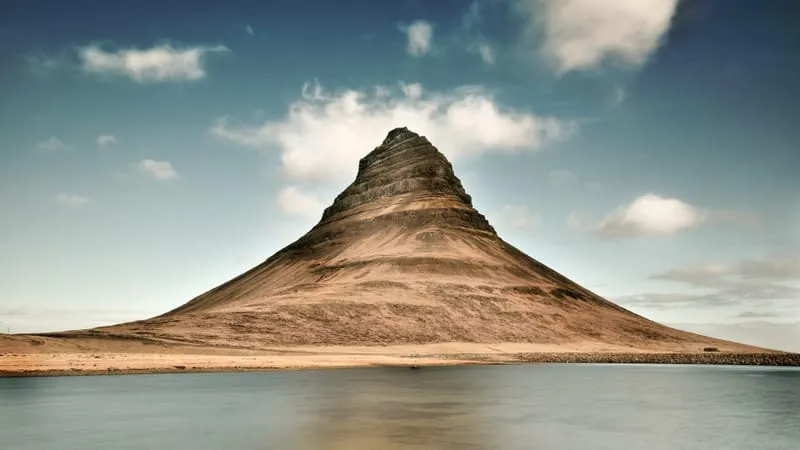 Mountains Theme Preview Image