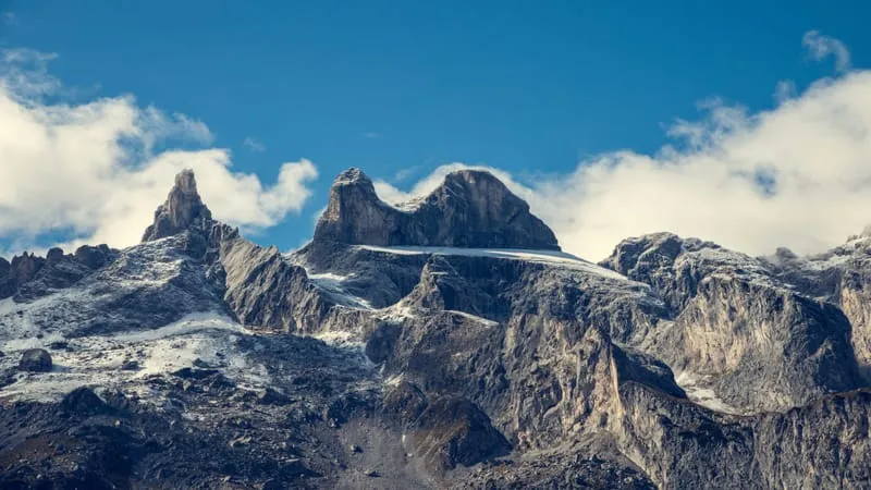 Mountains Theme Preview Image