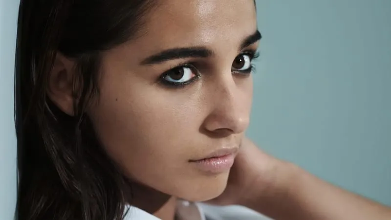 Naomi Scott Theme Preview Image