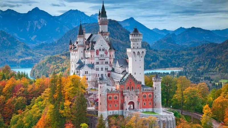 Neuschwanstein Castle Theme Preview Image