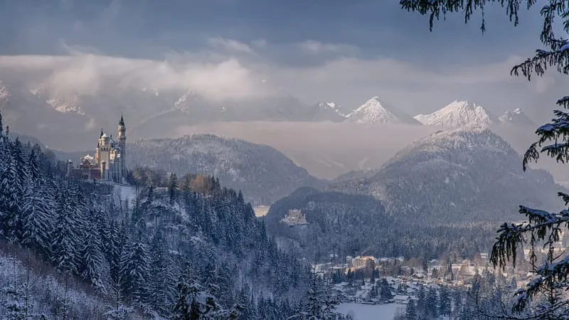 Neuschwanstein Castle Theme Preview Image