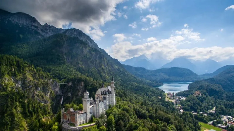 Neuschwanstein Castle Theme Preview Image