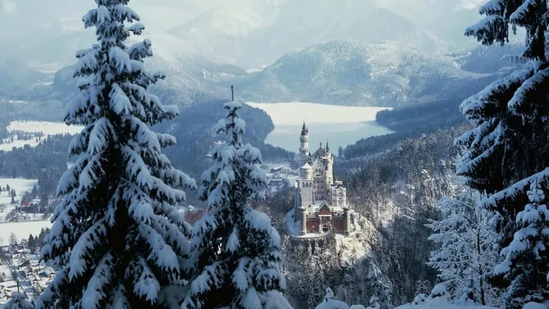 Neuschwanstein Castle Theme Preview Image