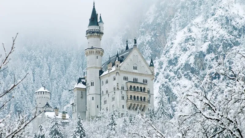 Neuschwanstein Castle Theme Preview Image