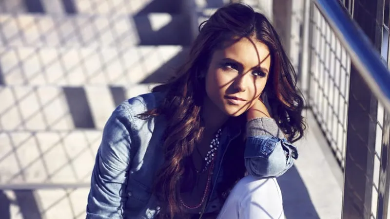 Nina Dobrev Theme Preview Image