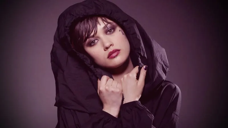 Olga Kurylenko Theme Preview Image