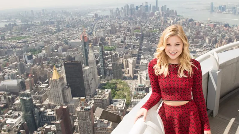 Olivia Holt Theme Preview Image