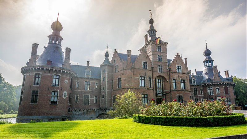 Ooidonk Castle Theme Preview Image