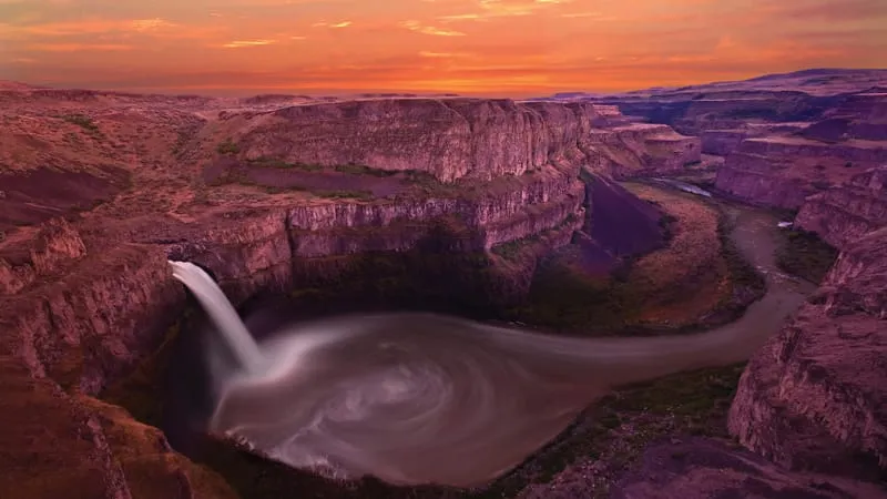 Palouse Falls Waterfall Theme Preview Image