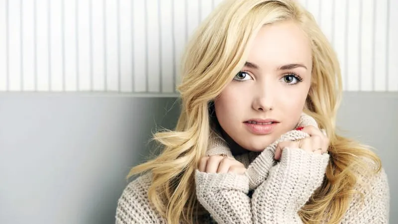 Peyton List Theme Preview Image