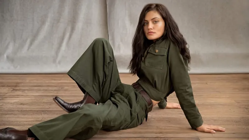 Phoebe Tonkin Theme Preview Image