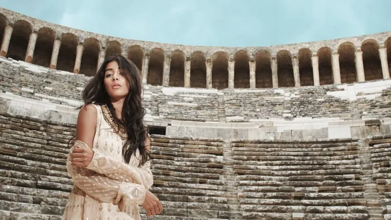 Pooja Hegde Theme Preview Image