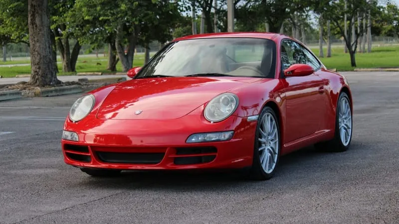 Porsche 911 Carrera S Theme Preview Image