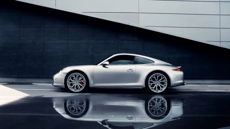 Porsche 911 Carrera S Theme Preview Image