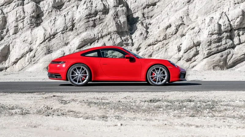 Porsche 911 Carrera S Theme Preview Image