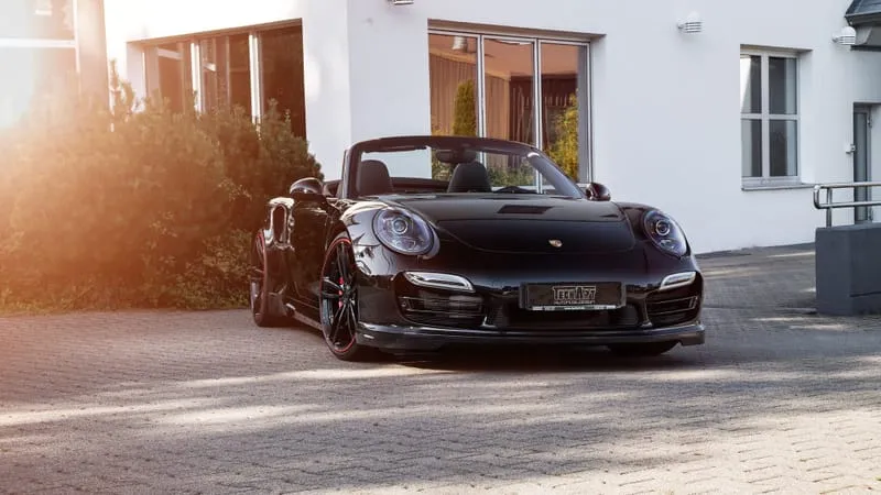 Porsche 911 Turbo Theme Preview Image
