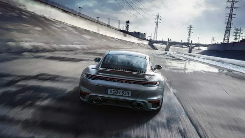 Porsche 911 Turbo Theme Preview Image