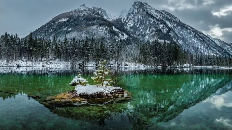 Reflections Theme Preview Image