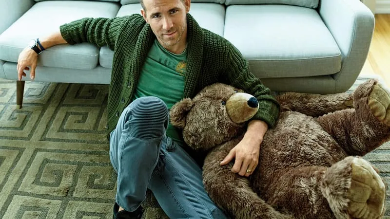 Ryan Reynolds Theme Preview Image