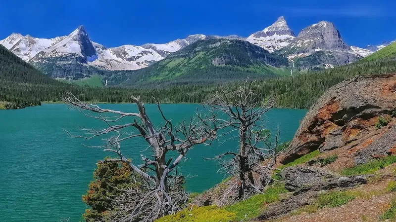 Saint Mary Lake Theme Preview Image