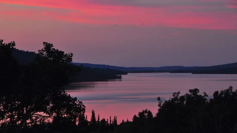 Saint Mary Lake Theme Preview Image