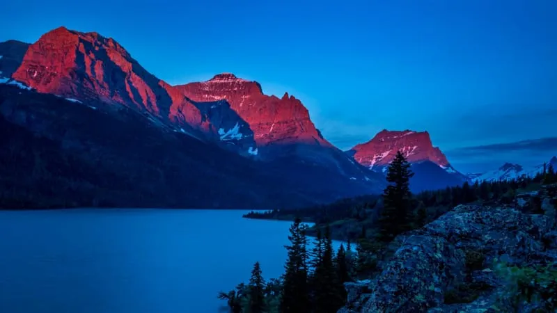 Saint Mary Lake Theme Preview Image