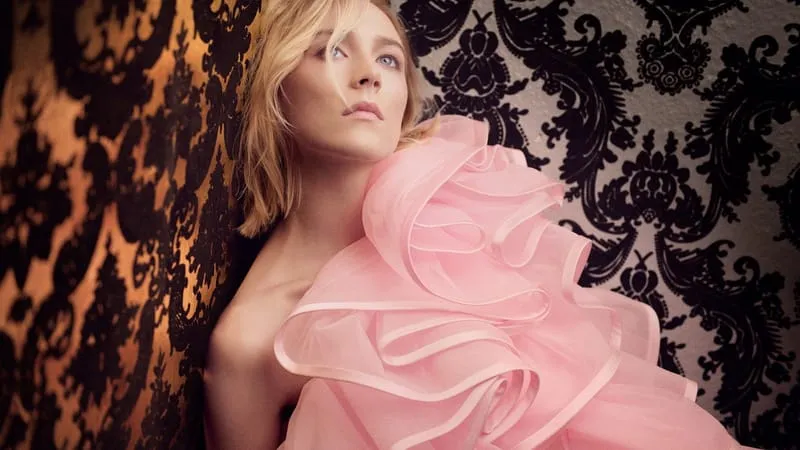 Saoirse Ronan Theme Preview Image