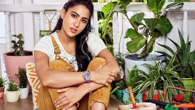 Sara Ali Khan Theme Preview Image